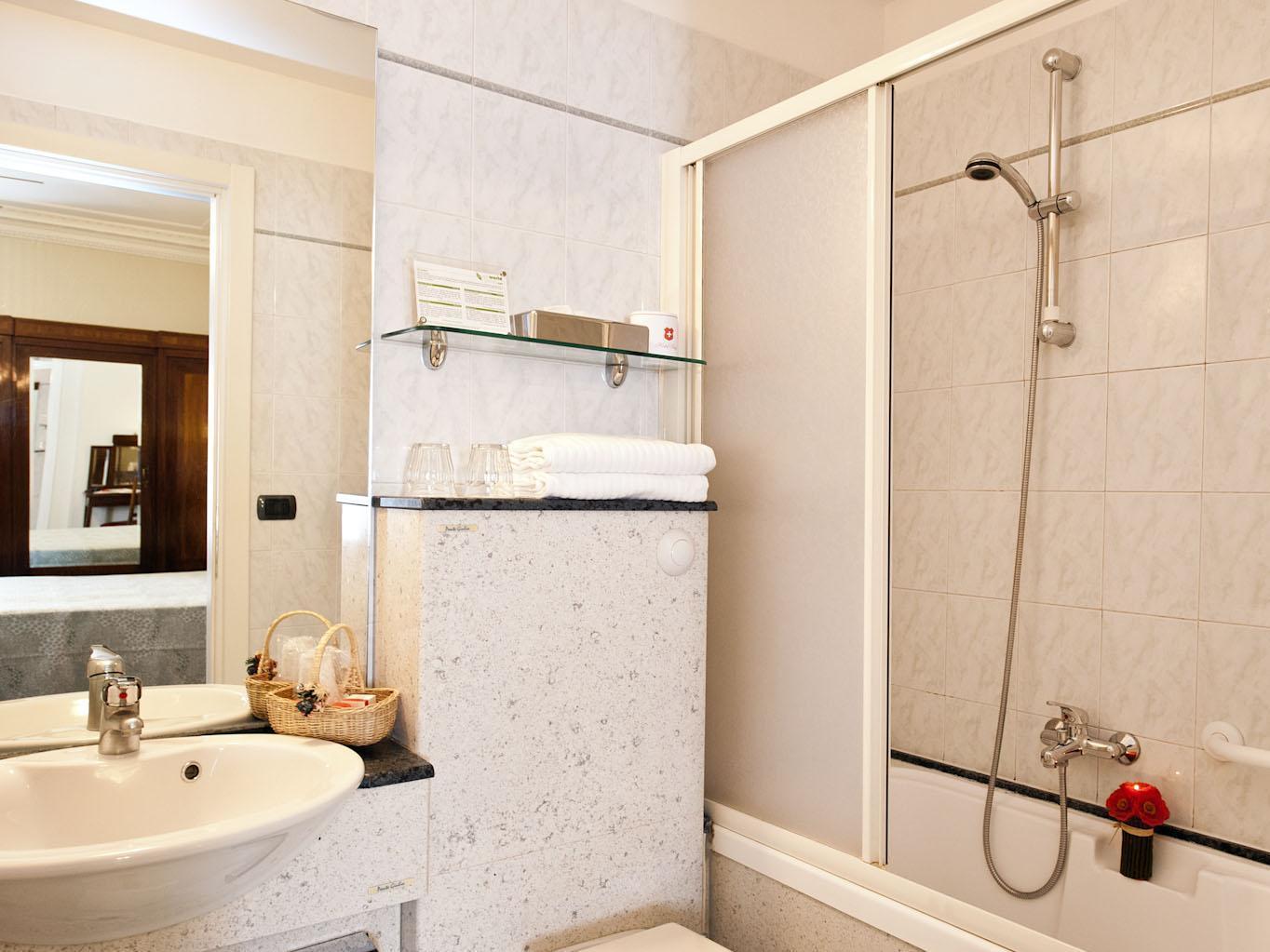 Suisse Hotel 3*